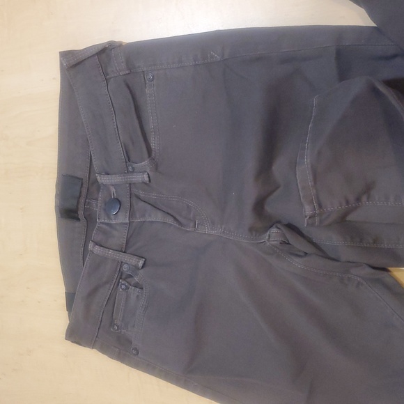 Vince Khaki pants Size 25 Slim Skinny Leg
